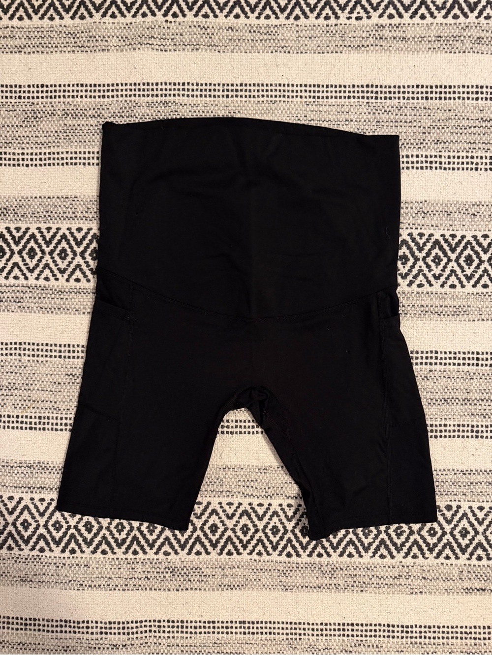 Maternity High-Waist Black Bike Shorts 7” inseam Size L